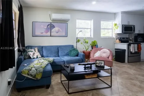 813 SW 29th Street Fort Lauderdale FL 33315