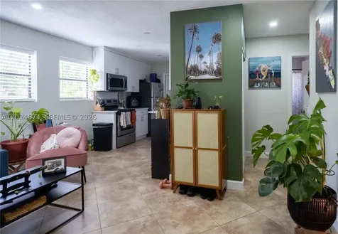 813 SW 29th Street Fort Lauderdale FL 33315