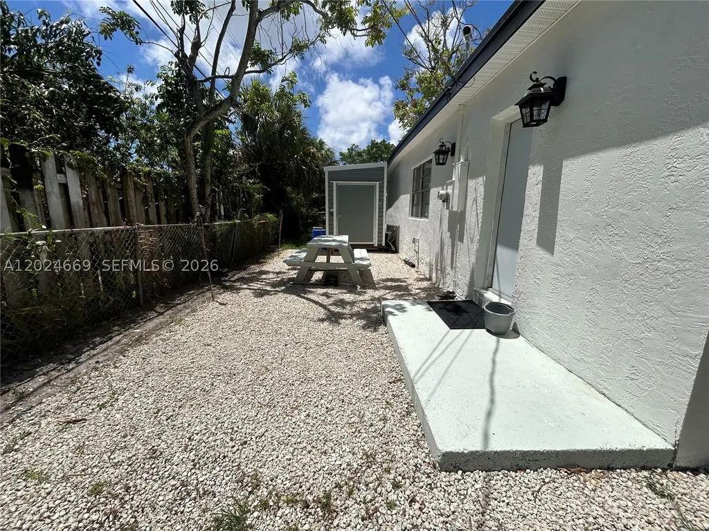 404 NW 18th Avenue Fort Lauderdale FL 33311