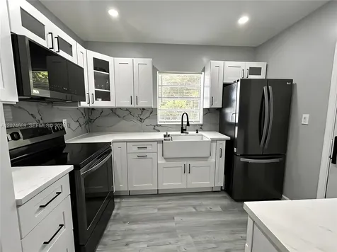 404 NW 18th Avenue Fort Lauderdale FL 33311