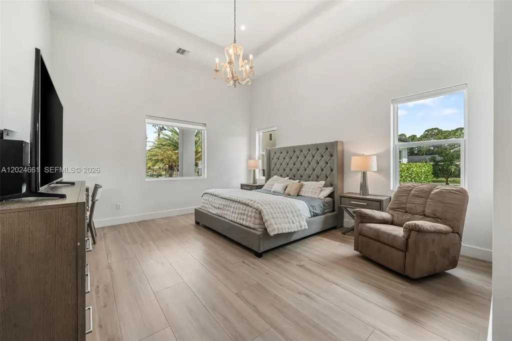 2798 Palm Deer Drive Loxahatchee FL 33470