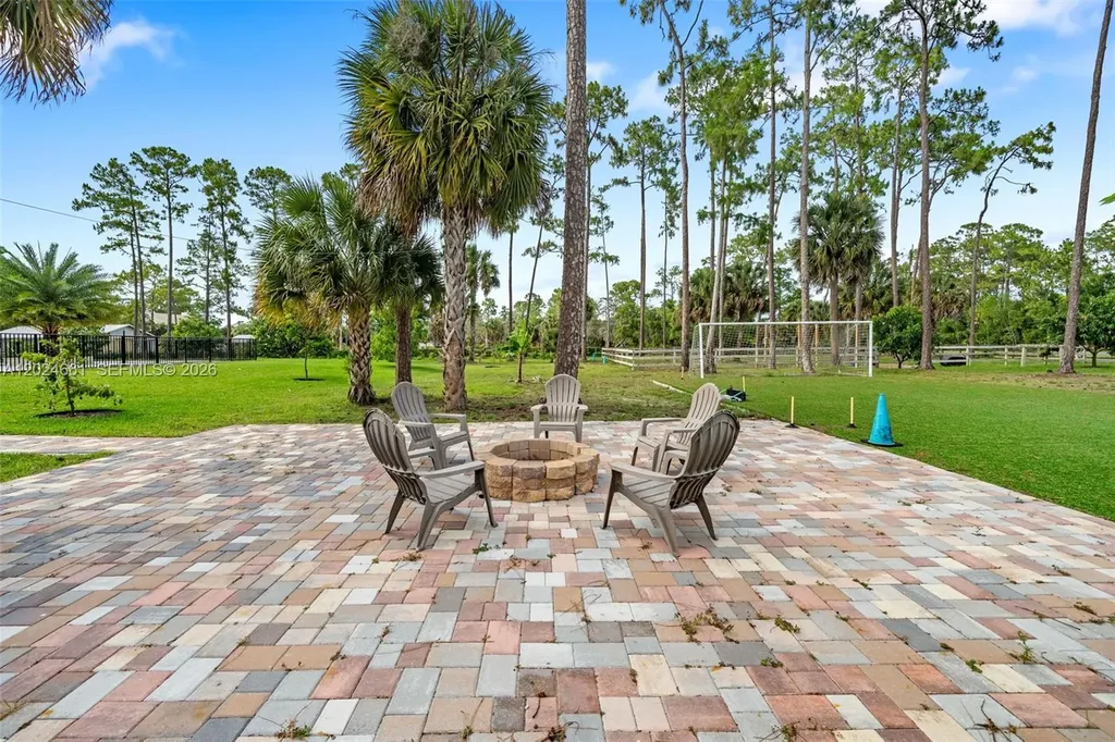 2798 Palm Deer Drive Loxahatchee FL 33470