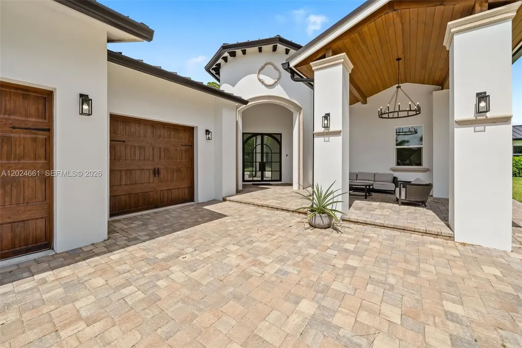 2798 Palm Deer Drive Loxahatchee FL 33470