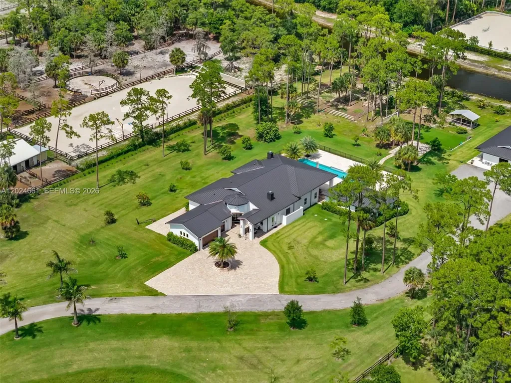 2798 Palm Deer Drive Loxahatchee FL 33470