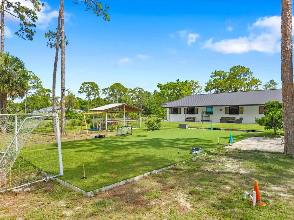 2798 Palm Deer Drive Loxahatchee FL 33470