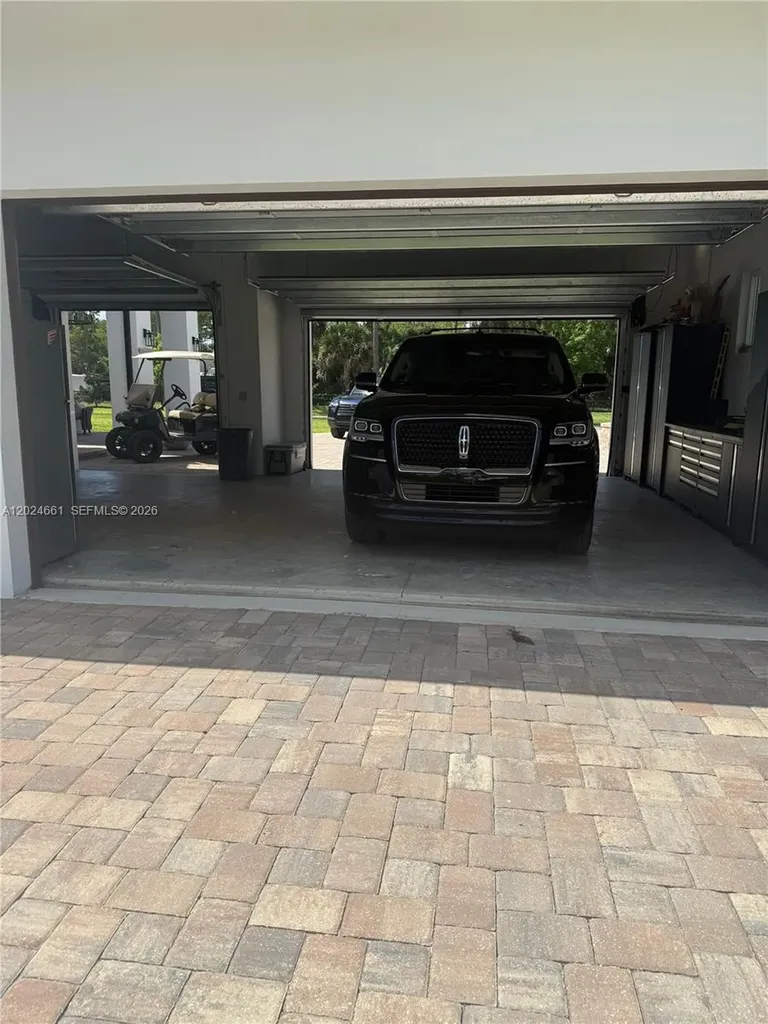 2798 Palm Deer Drive Loxahatchee FL 33470