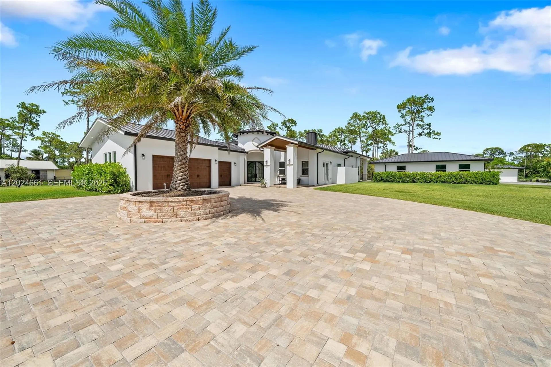 2798 Palm Deer Drive Loxahatchee FL 33470