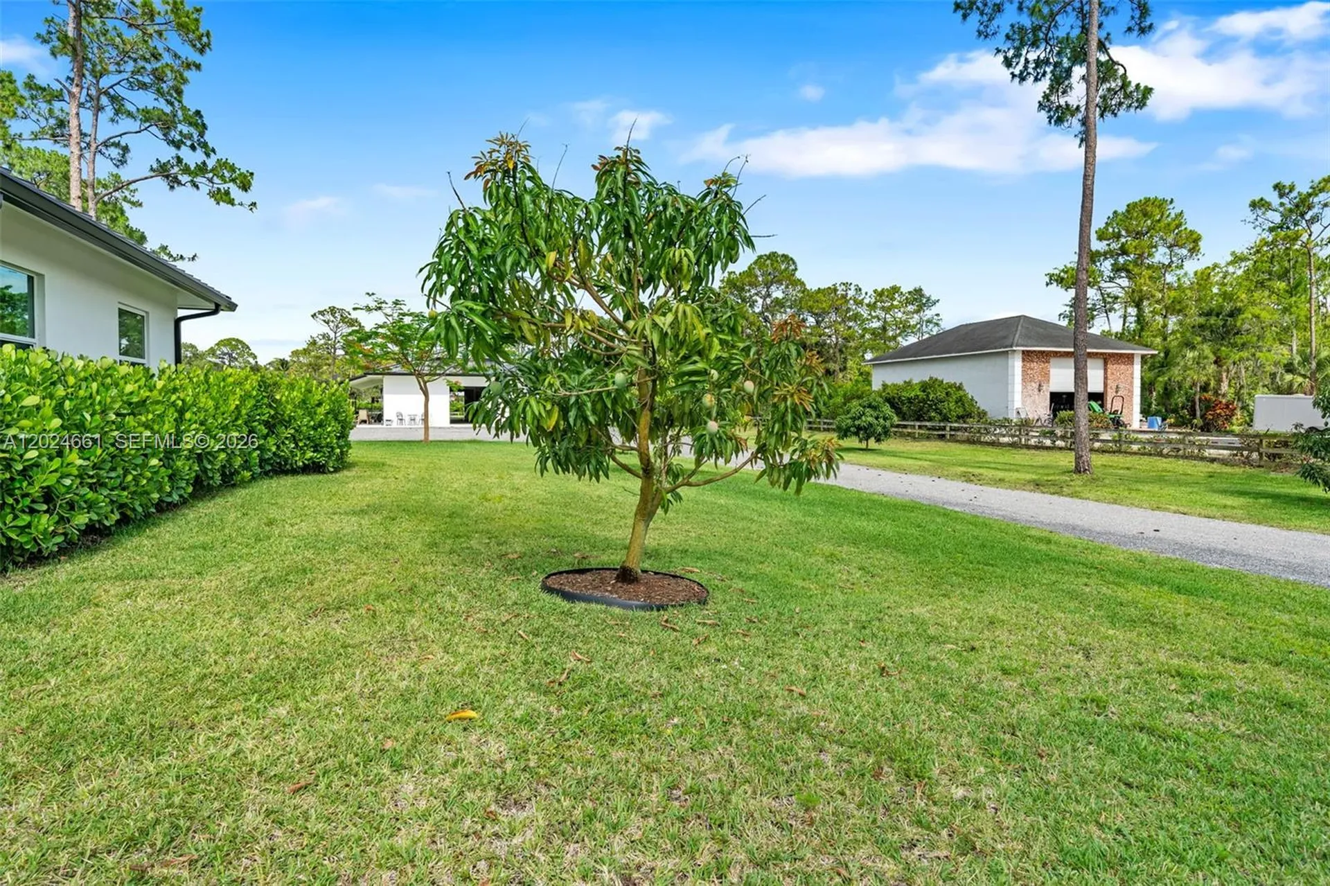 2798 Palm Deer Drive Loxahatchee FL 33470