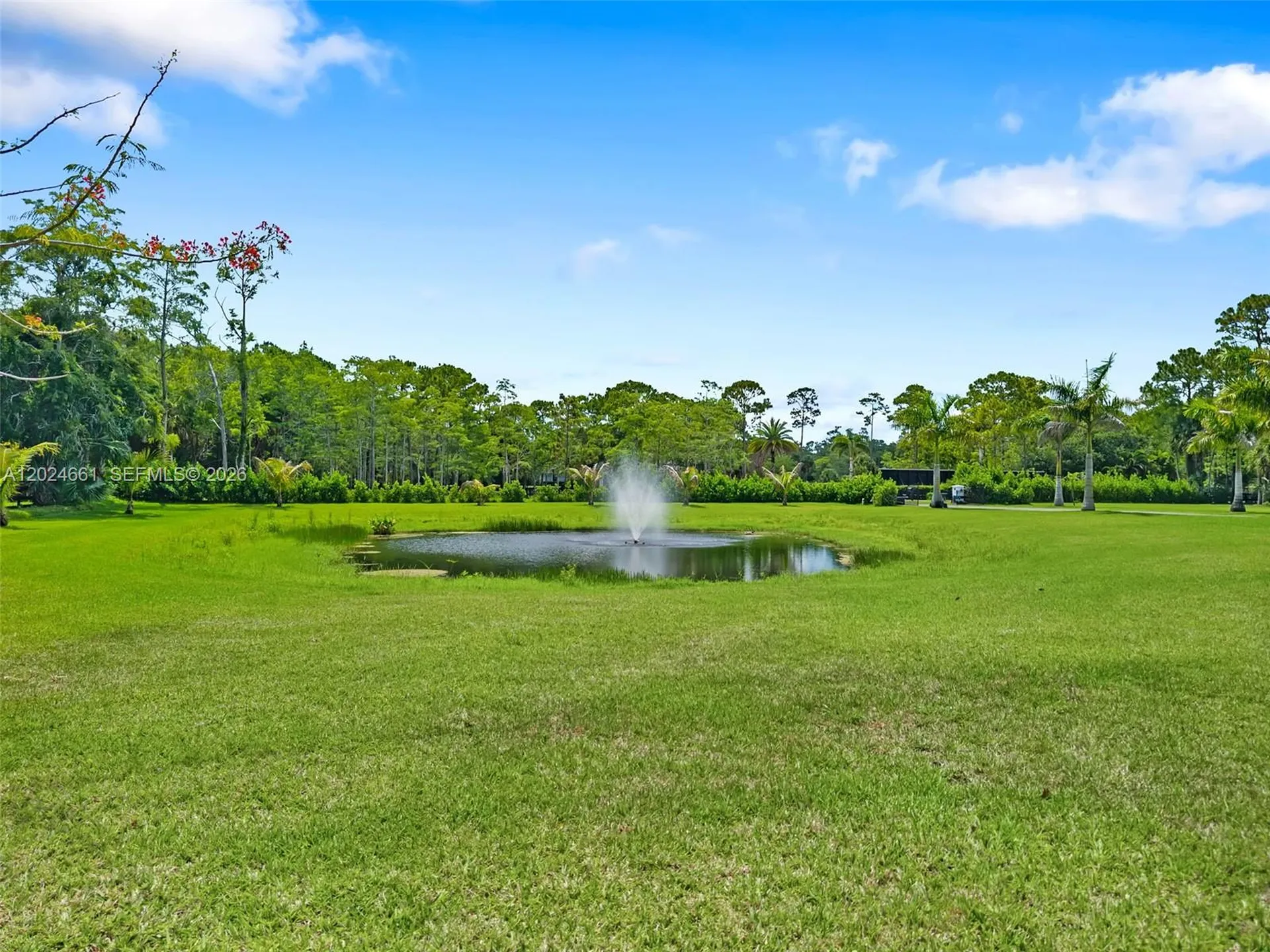 2798 Palm Deer Drive Loxahatchee FL 33470