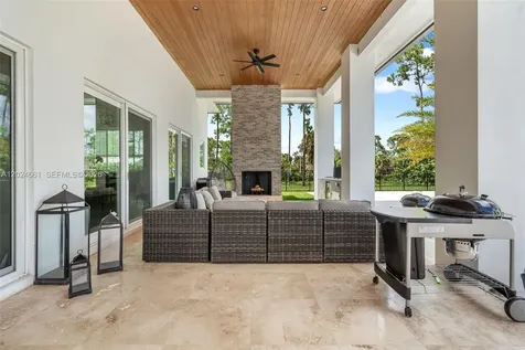 2798 Palm Deer Drive Loxahatchee FL 33470