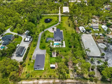 2798 Palm Deer Drive Loxahatchee FL 33470