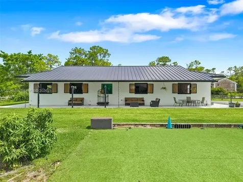 2798 Palm Deer Drive Loxahatchee FL 33470