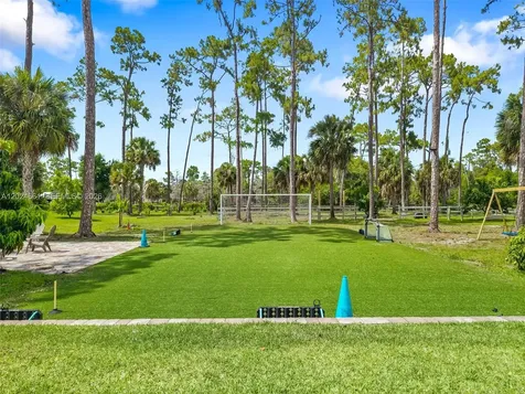 2798 Palm Deer Drive Loxahatchee FL 33470