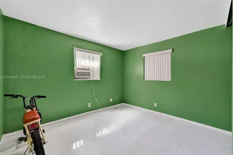 5931 NE 1st Avenue Oakland Park FL 33334