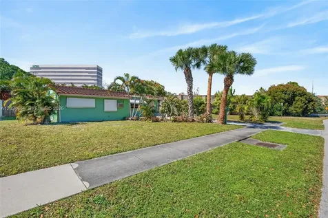 5931 NE 1st Avenue Oakland Park FL 33334