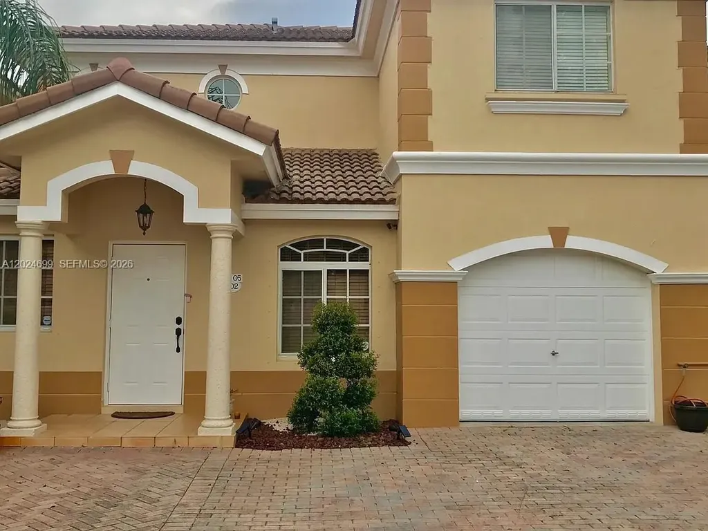 7305 NW 173rd Drive Hialeah FL 33015