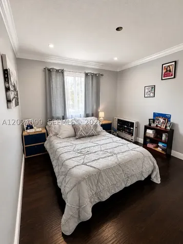 7305 NW 173rd Drive Hialeah FL 33015