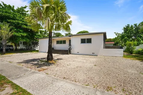 1081 NE 166th Street North Miami Beach FL 33162