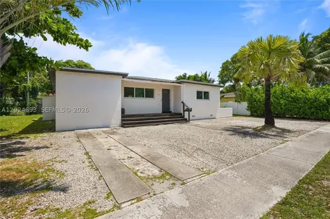 1081 NE 166th Street North Miami Beach FL 33162