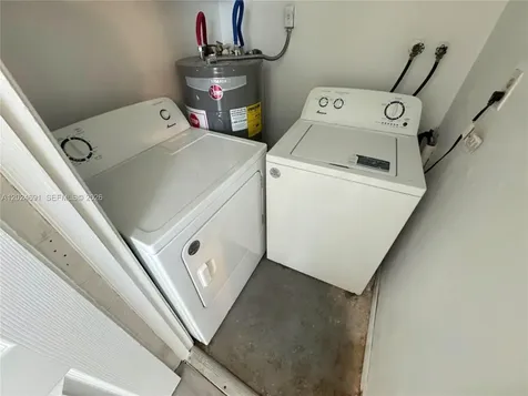 4361 NW 25th Place Lauderhill FL 33313