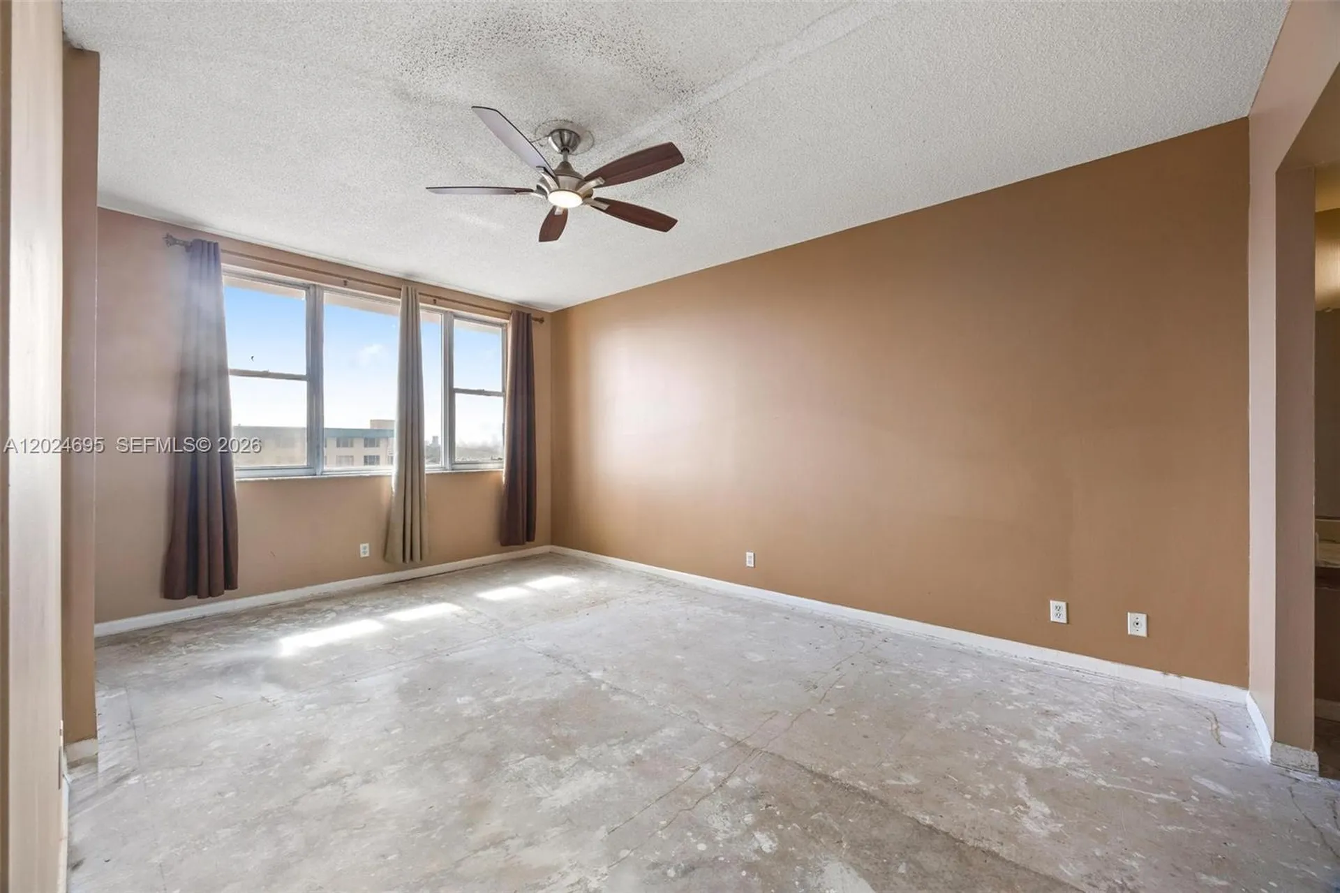 4350 Hillcrest Drive Hollywood FL 33021