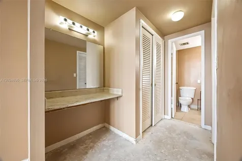 4350 Hillcrest Drive Hollywood FL 33021