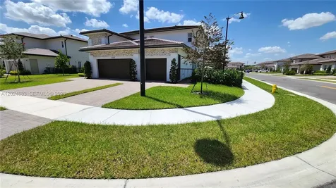 12336 SW 43rd Court Davie FL 33330