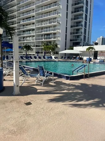 3701 N Country Club Drive Aventura FL 33180