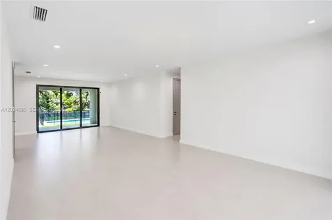 6853 S Waterway Drive Miami FL 33155