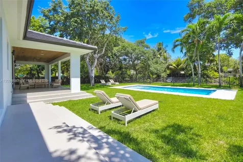 6853 S Waterway Drive Miami FL 33155