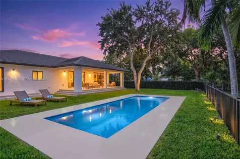 6853 S Waterway Drive Miami FL 33155