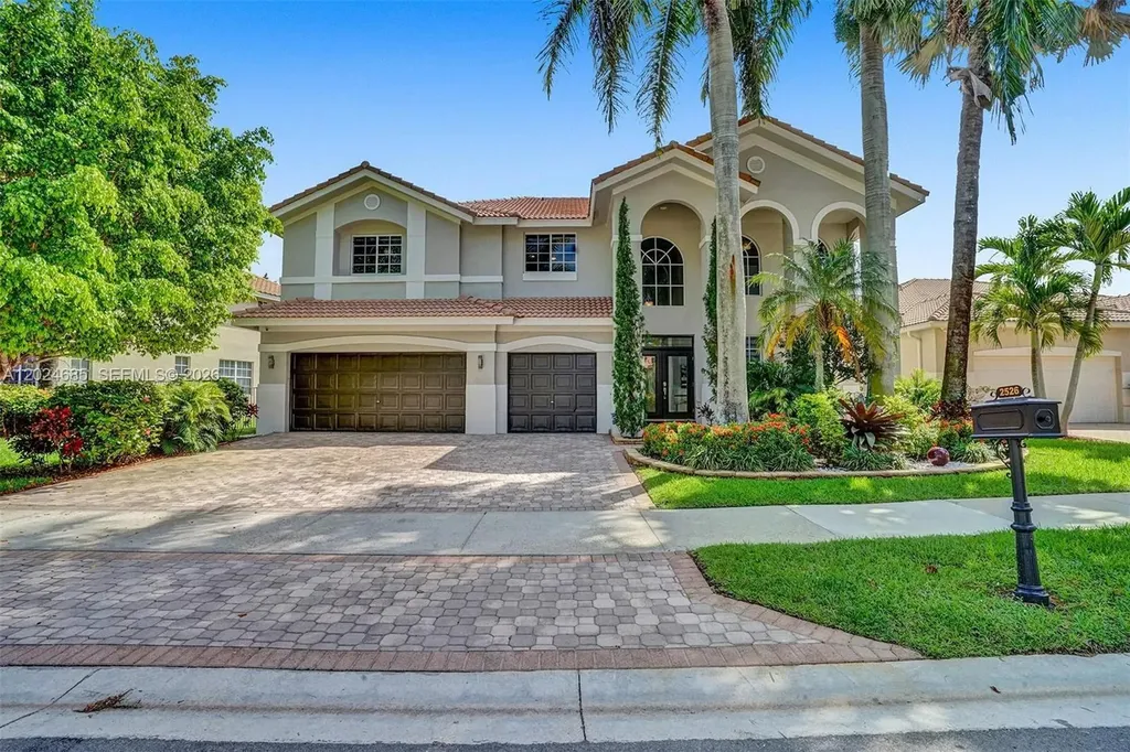 2526 Hunters Run Way Weston FL 33327