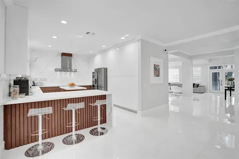 2526 Hunters Run Way Weston FL 33327
