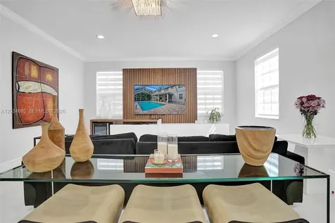 2526 Hunters Run Way Weston FL 33327