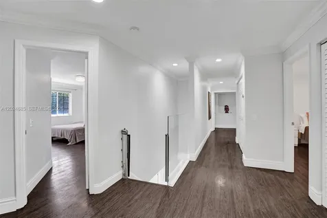 2526 Hunters Run Way Weston FL 33327