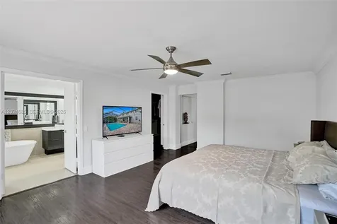2526 Hunters Run Way Weston FL 33327