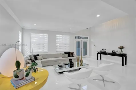 2526 Hunters Run Way Weston FL 33327