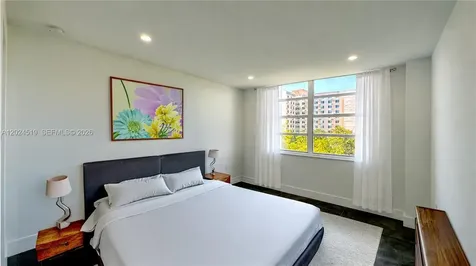 2780 NE 183rd Street Aventura FL 33160