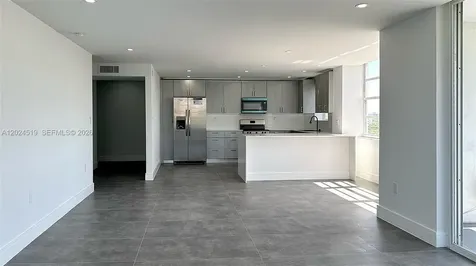 2780 NE 183rd Street Aventura FL 33160