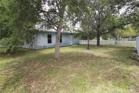 2121 NW 68th Terrace Miami FL 33147