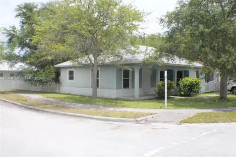 2121 NW 68th Terrace Miami FL 33147