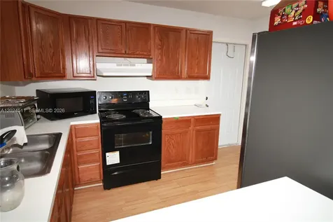 2121 NW 68th Terrace Miami FL 33147