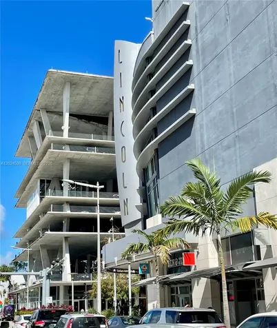 1670 Bay Road Miami Beach FL 33139