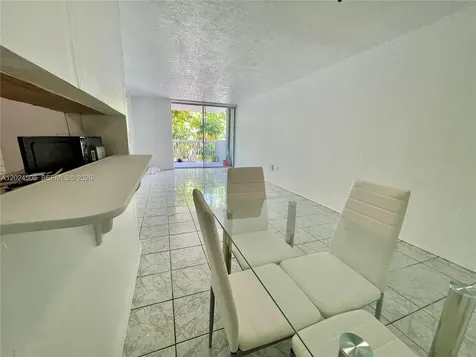 1670 Bay Road Miami Beach FL 33139