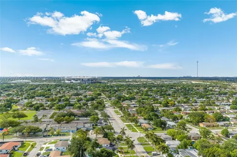 2225 NW 170th Terrace Miami Gardens FL 33056