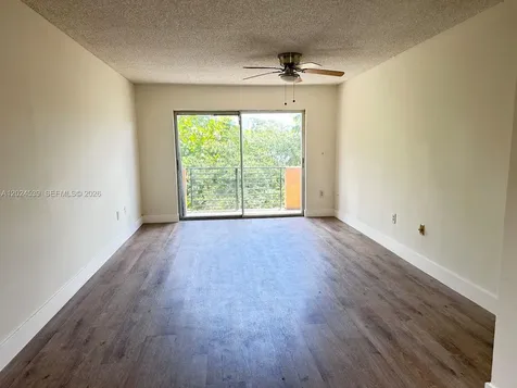 365 NE 125th Street North Miami FL 33161