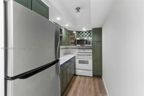 16518 NE 26th Avenue North Miami Beach FL 33160