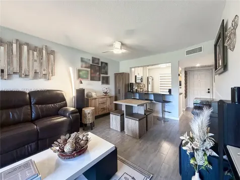 2900 NW 42nd Avenue Coconut Creek FL 33066