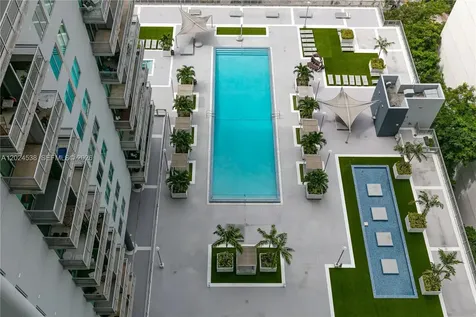 690 SW 1st Court Miami FL 33130