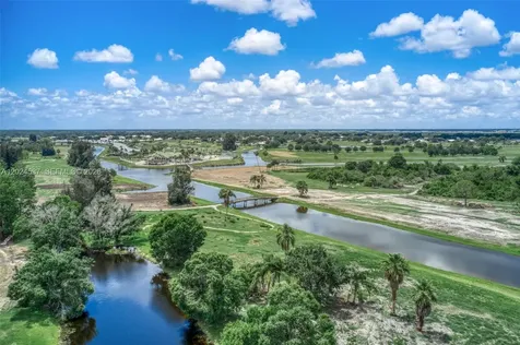 1613 Duane Palmer Sebring FL 33876